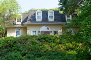 Case_Schiller_Property_Example_Vinings This Vinings home is listed at $575,000, which is a price we determined using the Case-Schiller Index report I can run on an individual property in metro Atlanta.