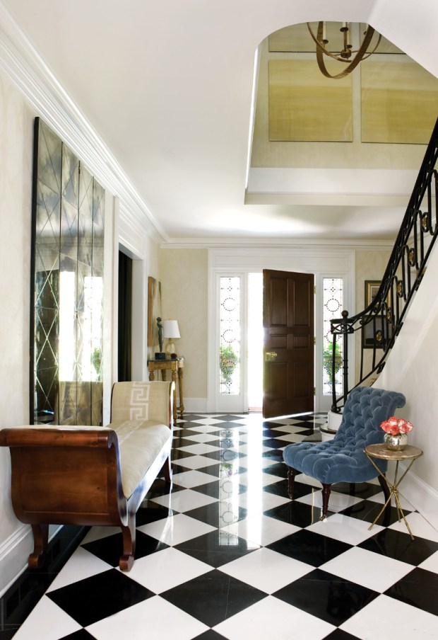 Arthur_Blank_Home_3639_Tuxedo_entry