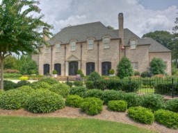 I represented the buyers in the sale of this Buckhead home in the past year - listed at over $1M, home sales like this are indicators of the higher tier market in Buckhead making a comeback.
