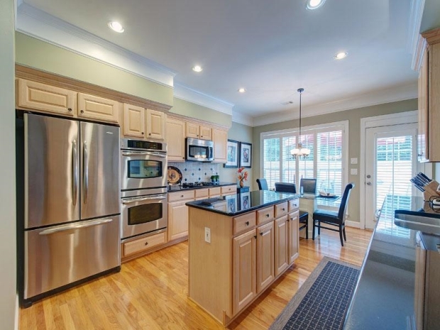 Stunning kitchen in 4758 Rosebrook Place. 