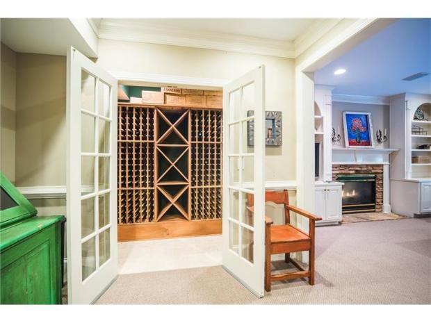 00b8f5095920ef9c3983f1ac68b2808ded511a85f406a202c631f2f8f0d122a5