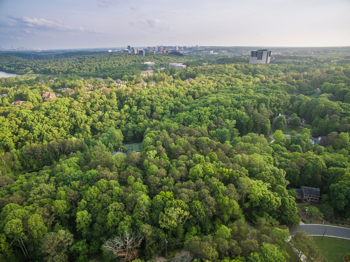 64-photo-means-170428HUN