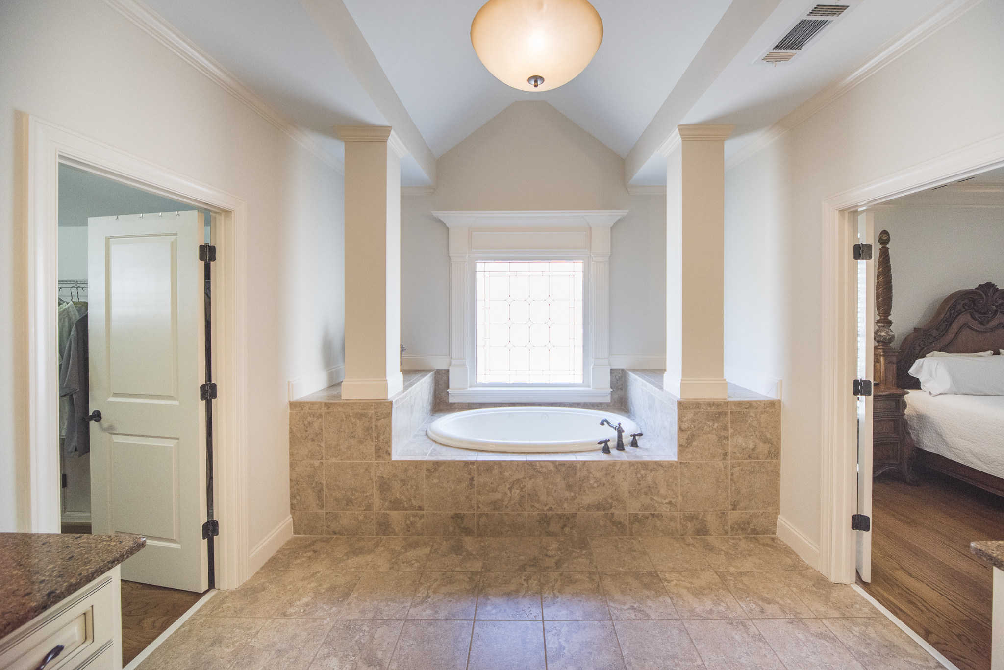 2087-enrique-samson-170922HUN